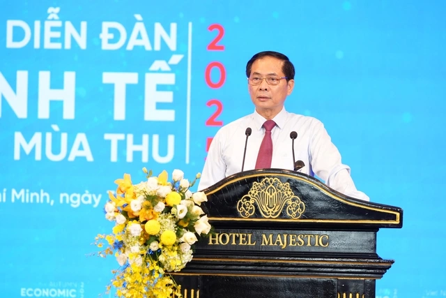 Phó thủ tướng chỉ đạo chuẩn bị Diễn đàn Kinh tế mùa thu 2026 ngay đầu năm - Ảnh 1