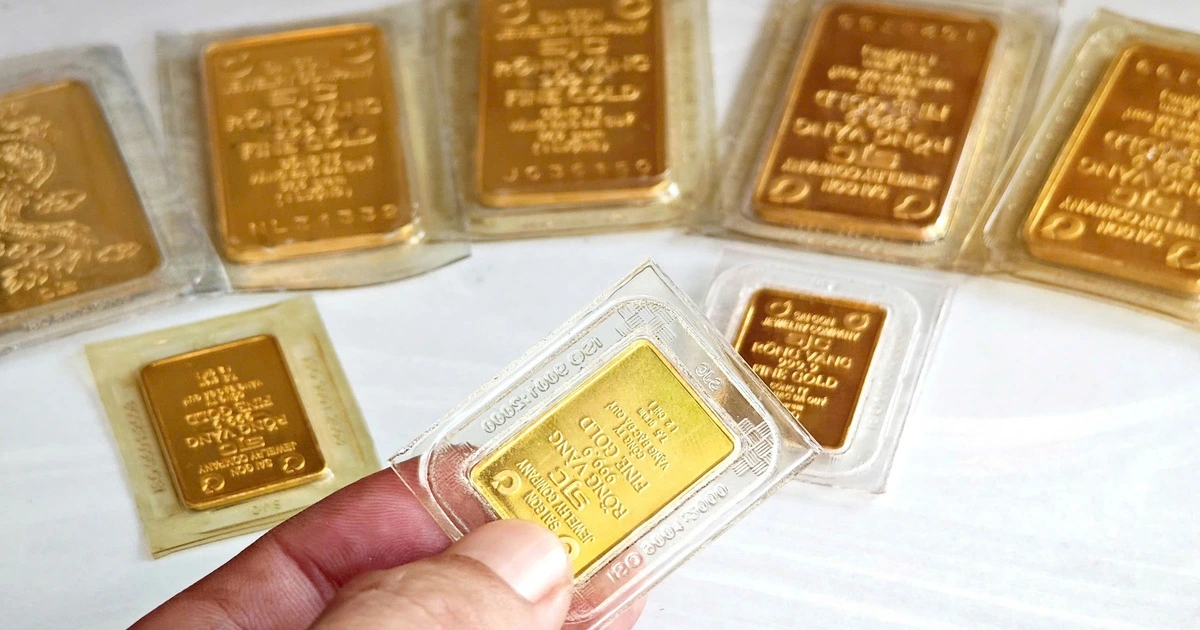 Giá vàng hôm nay 22.12.2025: SJC tăng mạnh lên mức kỷ lục