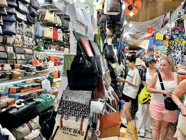 Hộ kinh doanh nào bắt buộc có tài khoản ngân hàng riêng từ 2026? - Ảnh 1