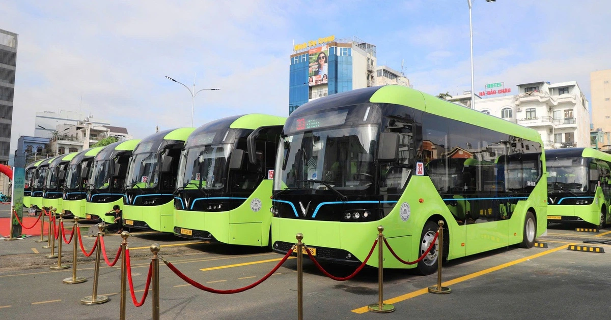 Ngày mai, TP.HCM có thêm 58 xe buýt điện Vinbus hoạt động