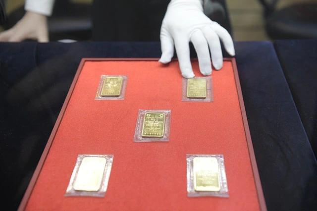 Giá vàng hôm nay 11.12.2025: Nhảy vọt lên trên 155 triệu đồng - Ảnh 1