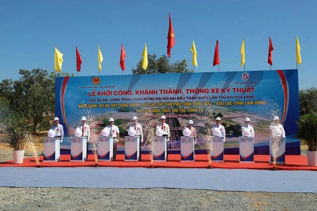 Khởi công cao tốc Tân Phú - Bảo Lộc thúc đẩy phát triển kinh tế Lâm Đồng - Ảnh 1