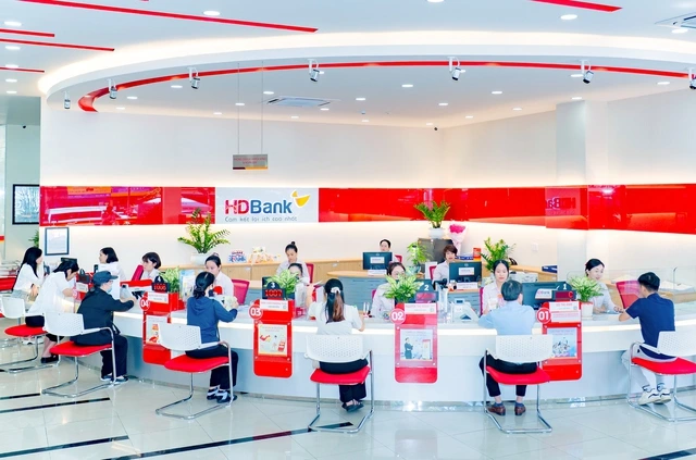 HDBank chốt quyền chia gần 30% cổ tức và cổ phiếu thưởng vào ngày 19.12 - Ảnh 1