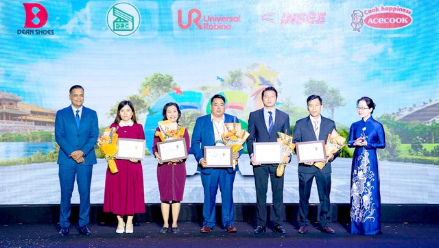 Acecook Việt Nam 3 năm liên tiếp được vinh danh Top 100 Doanh nghiệp Bền vững - Ảnh 2