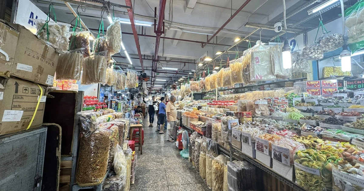 Từ năm 2026, cá nhân, hộ kinh doanh bán hàng online sẽ nộp thuế bao nhiêu?