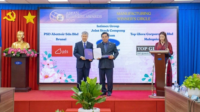 ‘Ông trùm’ nông sản Việt nhận giải thưởng lớn của ASEAN - Ảnh 1