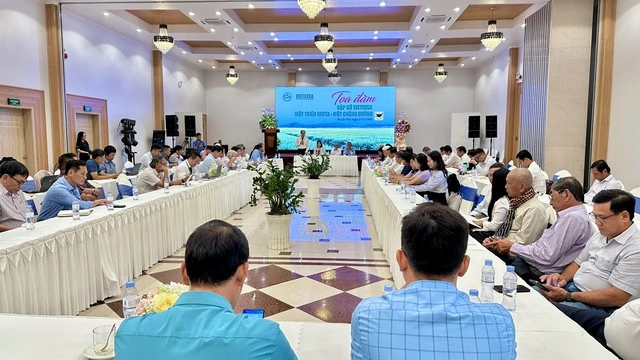 Lúa gạo miền Tây thay đổi tư duy 'làm nhiều' sang 'làm đúng' - Ảnh 2