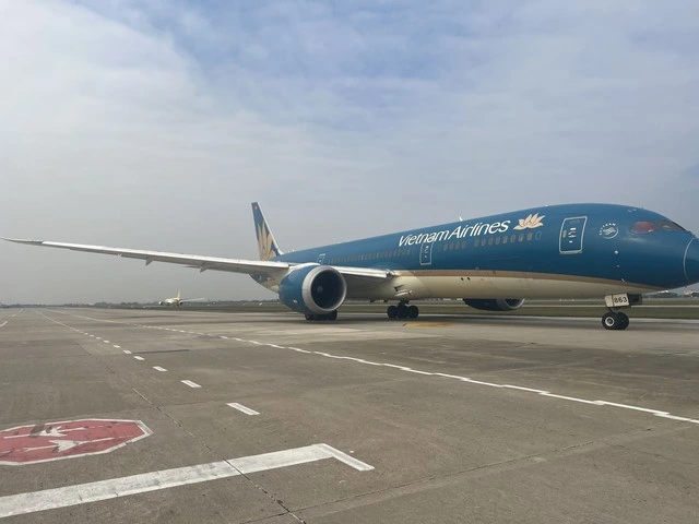 Hé lộ hình ảnh máy bay chuẩn bị 'xông đất' sân bay Long Thành chiều nay - Ảnh 2