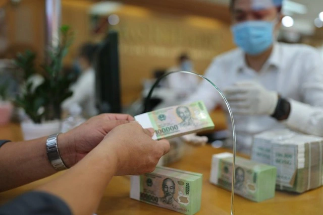 Ngân hàng nào thu phí tài khoản có số dư thấp, không giao dịch? - Ảnh 1