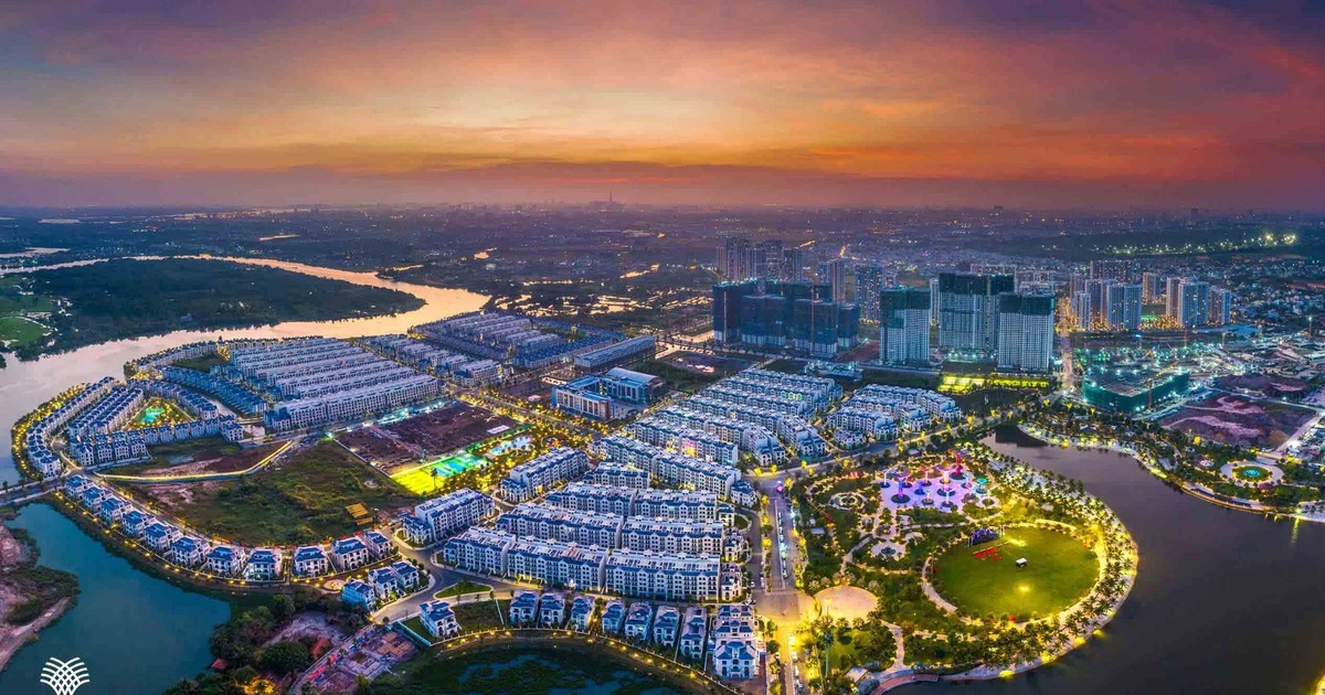 Nhóm cổ phiếu Vingroup tăng cao, tài sản tỉ phú Phạm Nhật Vượng lên kỷ lục