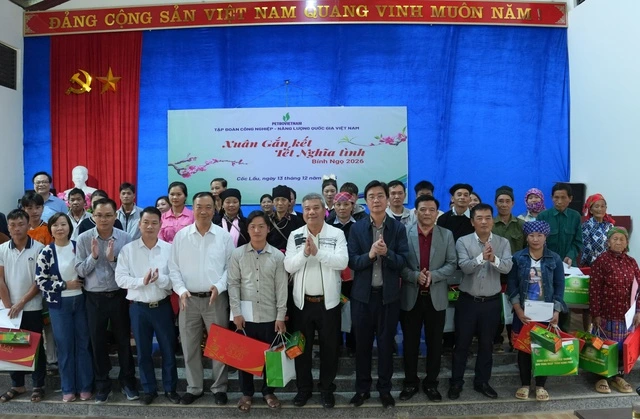 Petrovietnam mang ‘Tết sớm’ đến thôn Kho Vàng - Ảnh 4