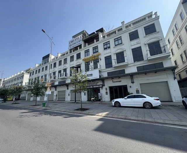 Vì sao 'kinh tế mặt đường' thoái trào? Không hết thời nhưng tư duy kiểu cũ khó sống - Ảnh 1