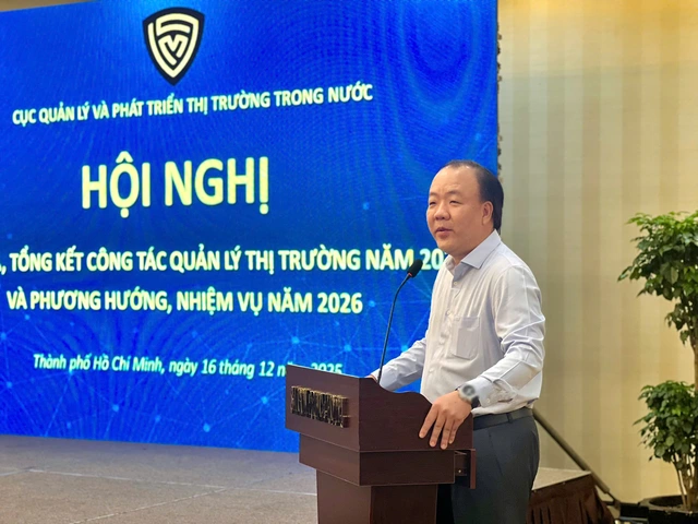 Vi phạm trên thương mại điện tử gia tăng, lợi dụng livestream bán hàng giả - Ảnh 2