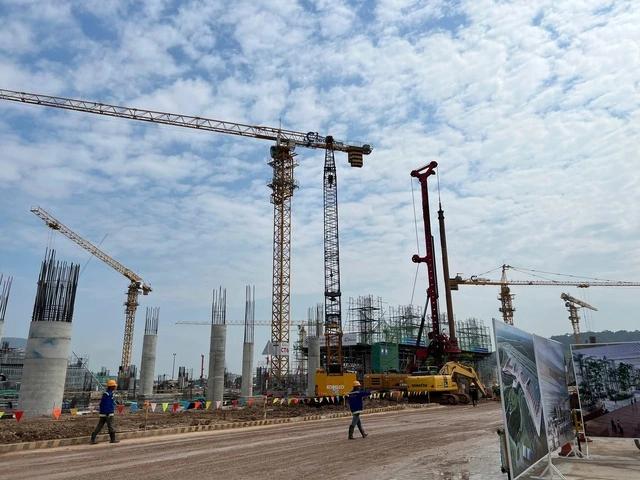 Sân bay Phú Quốc mở rộng sẽ đón tới 20 triệu khách mỗi năm - Ảnh 1