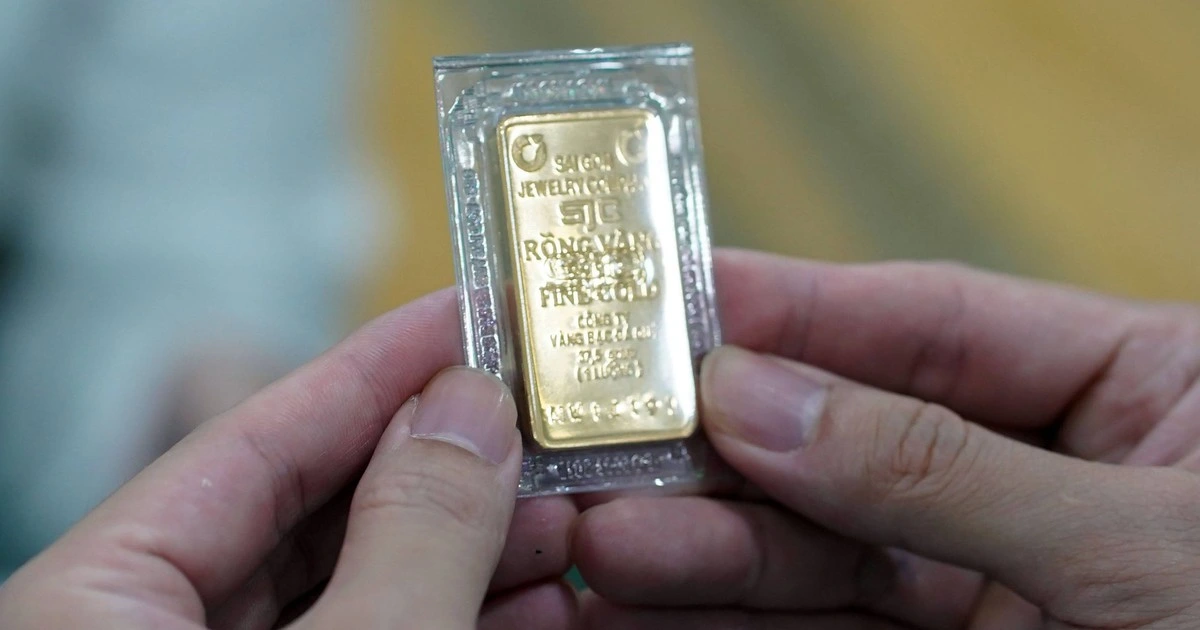 Giá vàng hôm nay 6.12.2025: Trong nước đắt hơn thế giới gần 21 triệu đồng một lượng