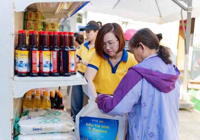 PNJ được vinh danh Ngôi sao CSI vì hành trình phát triển bền vững - Ảnh 3