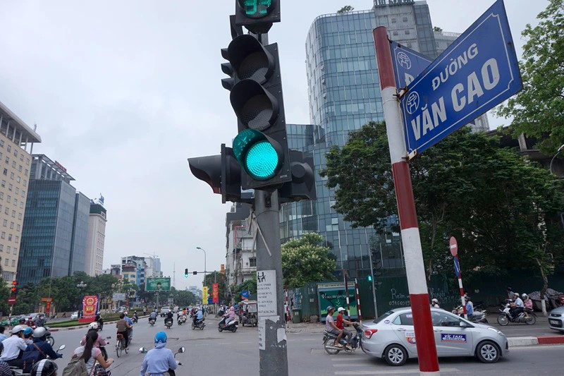 Hà Nội thu hồi 1.347 m² đất tại Văn Cao vì doanh nghiệp chậm nghĩa vụ tài chính - Ảnh 1