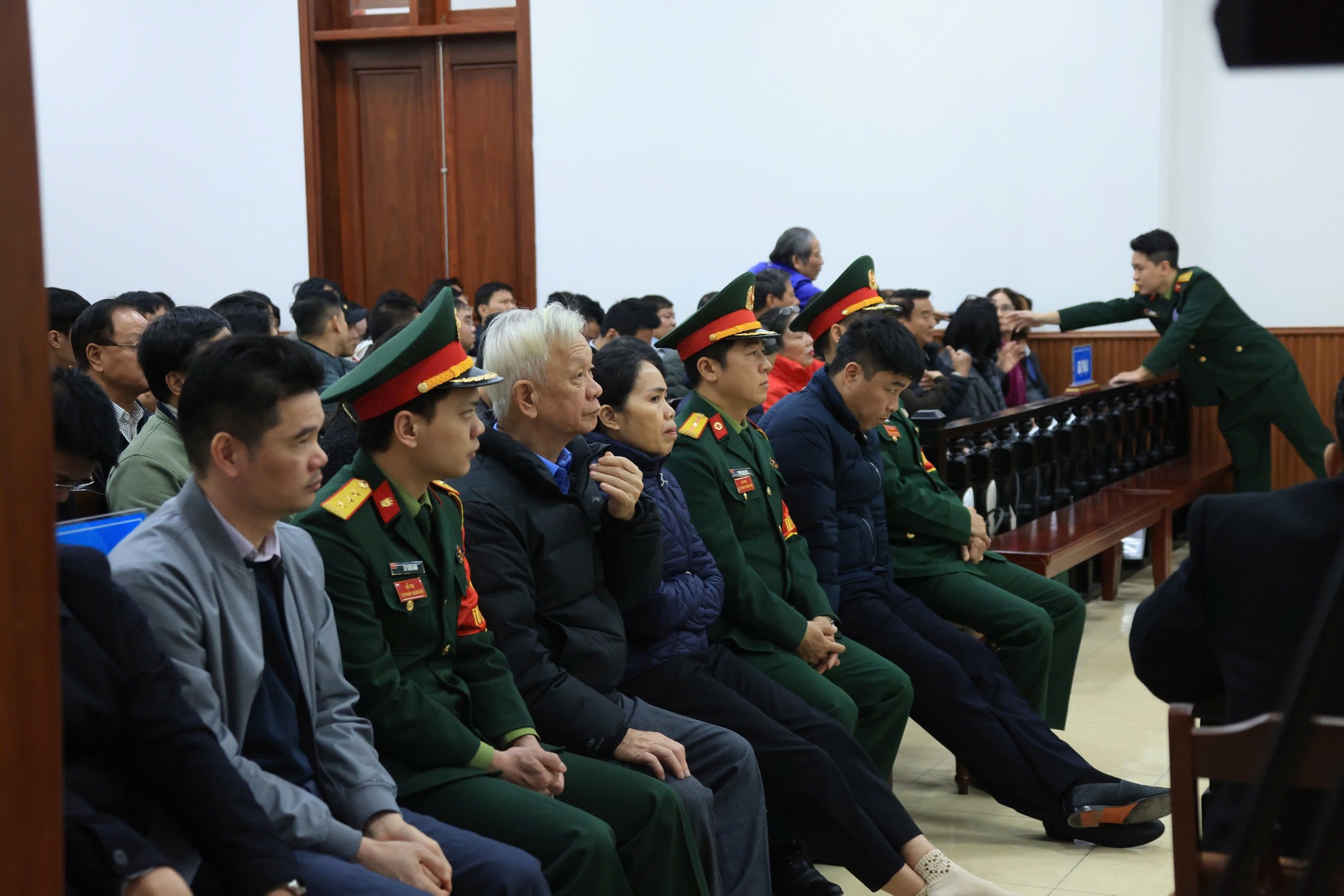 Một đại gia muốn mua Tập đoàn Phúc Sơn để bồi thường giúp Hậu "Pháo" số tiền 7.000 tỉ đồng - Ảnh 1