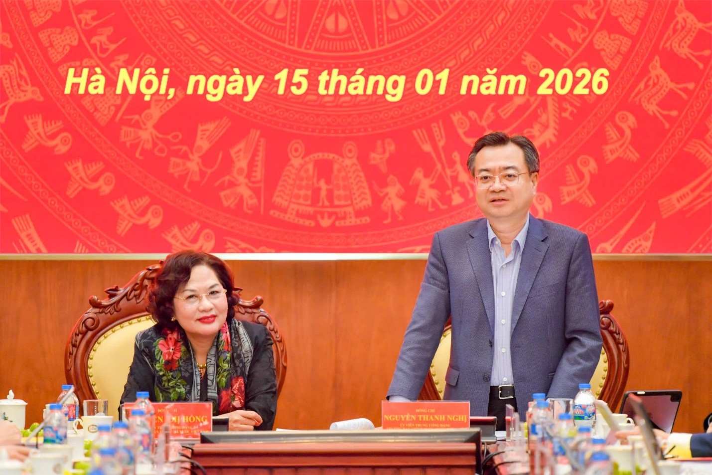 Ông Nguyễn Thanh Nghị đề nghị Ngân hàng Nhà nước cụ thể hóa phương châm "phát triển để ổn định, ổn định để phát triển" - Ảnh 1