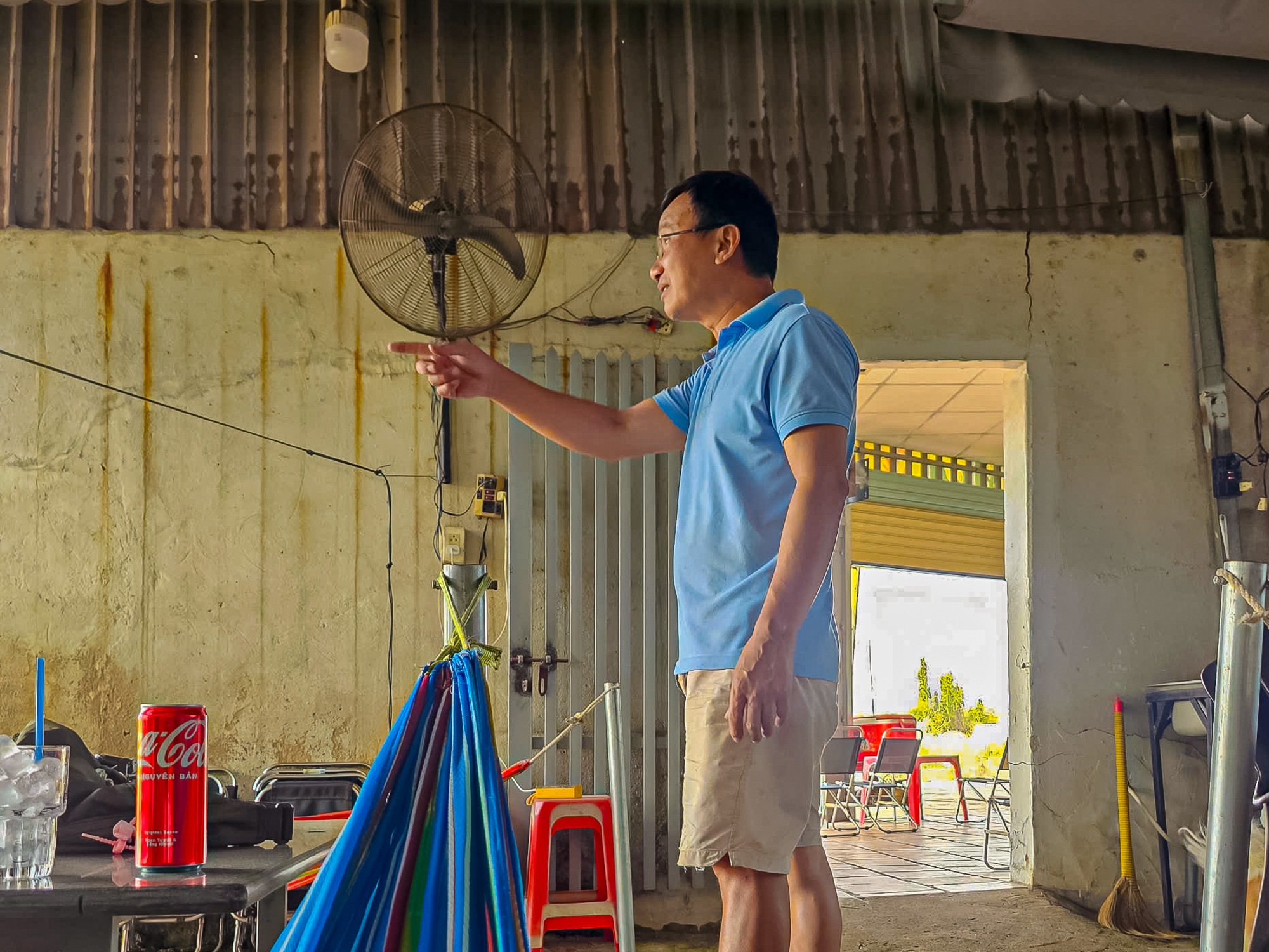 Dự án cải tạo kênh 9.000 tỷ, dài nhất TP.HCM: Đoạn đã “khoác áo mới”, đoạn vẫn ngổn ngang bùn đất - Ảnh 11