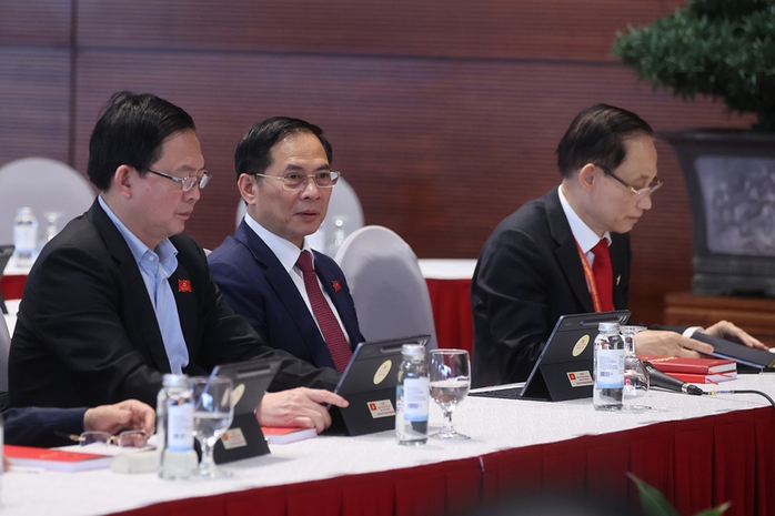 Thảo luận tại Đại hội XIV, Thủ tướng Phạm Minh Chính nhấn mạnh quyết tâm tăng trưởng hai con số - Ảnh 5