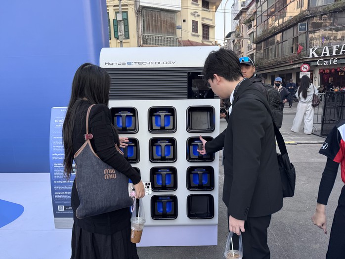 Các "ông lớn" đua nhau làm xe máy điện - Ảnh 1