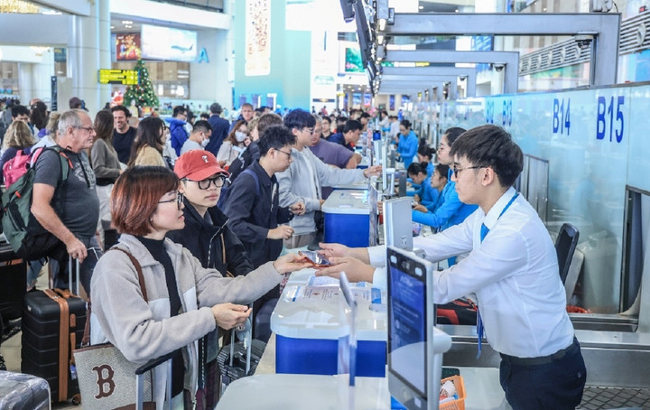 Cao điểm Tết Bính Ngọ, nhiều chặng bay đạt tỷ lệ đặt chỗ 80–100% - Ảnh 1