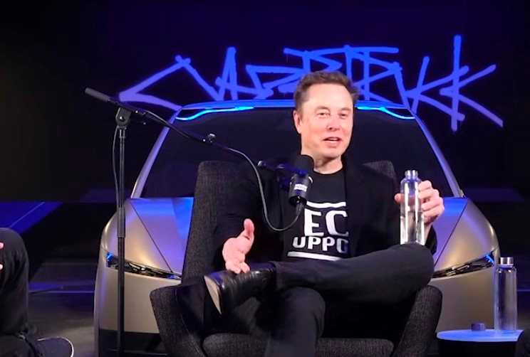 Elon Musk: Bằng cấp, kinh nghiệm hay tiền bạc sẽ thành vô dụng trong 4 năm nữa, con người cần một kỹ năng mới để tồn tại - Ảnh 4