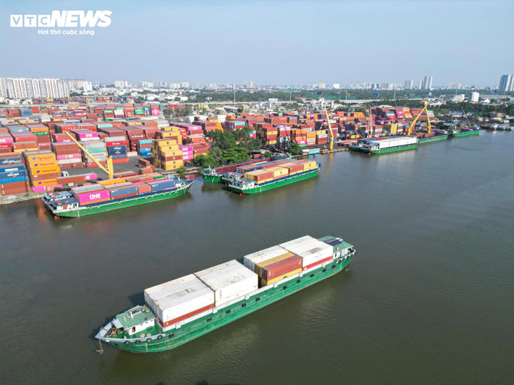 Sân bay Long Thành, cảng Cái Mép sẽ tái định vị điểm đến đầu tư khu vực phía Nam - Ảnh 1