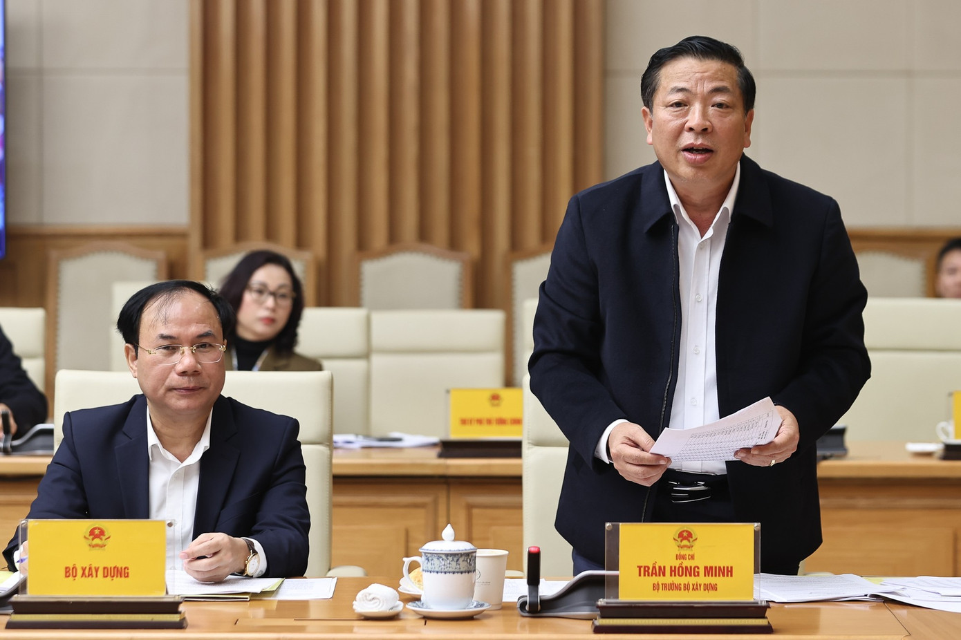 Thủ tướng: Giảm giá nhà ở thương mại, chung cư xuống mức hợp lý - Ảnh 2