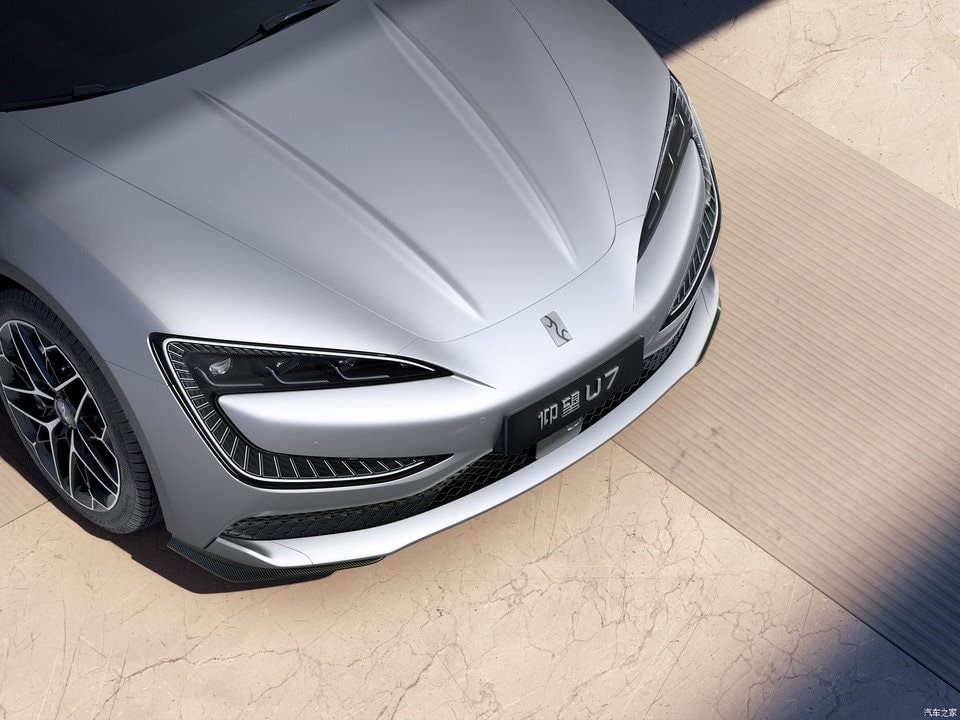 Mẫu sedan chạy điện mạnh 1.300 mã lực, hiện thực hóa giấc mơ 1.000 km – đi từ Hà Nội đến thẳng Phú Yên mới cần sạc - Ảnh 3