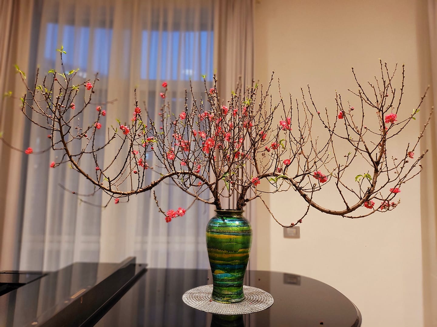 5 loại hoa NÊN trưng bàn thờ Tết: Giữ cát khí, tụ phúc lành, đón lộc đầu năm - Ảnh 3