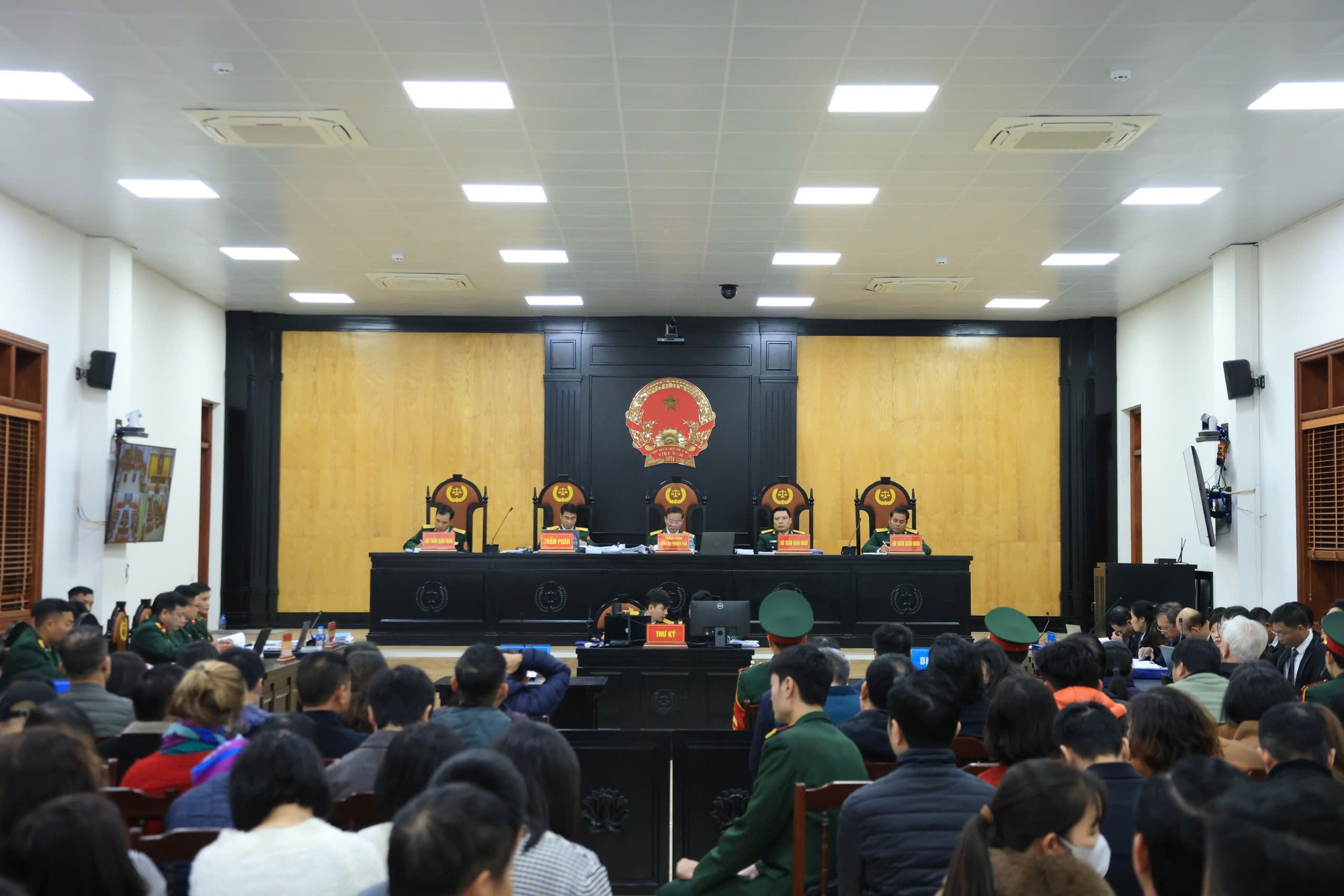 Một đại gia muốn mua Tập đoàn Phúc Sơn để bồi thường giúp Hậu "Pháo" số tiền 7.000 tỉ đồng - Ảnh 2