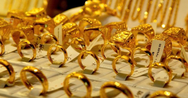 Sáng 30/1: Giá vàng SJC, giá vàng nhẫn giảm mạnh hơn 11 triệu đồng/lượng