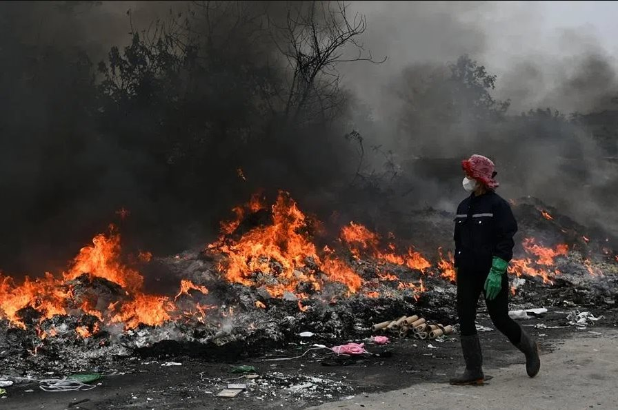 Làn sóng ‘săn rác’ từ phương Bắc: 1.000 lò đốt tại Trung Quốc đói rác, phải sang ĐNÁ để truy tìm - Ảnh 2