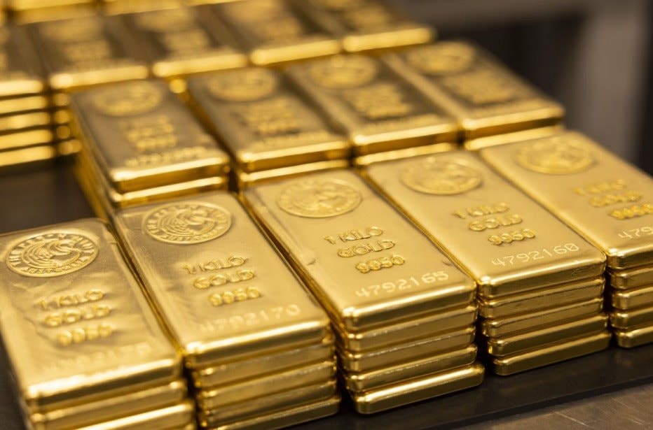 Chuyện gì đây: Giá vàng mất hơn 372 USD/ounce trong vài tiếng - Ảnh 1