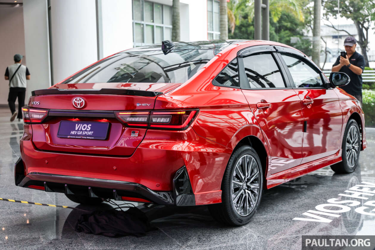 Toyota Vios hybrid tăng hiện diện trong ĐNÁ: Giá quy đổi từ 683 triệu đồng, có bản thể thao, về Việt Nam dễ ‘hot’ - Ảnh 3