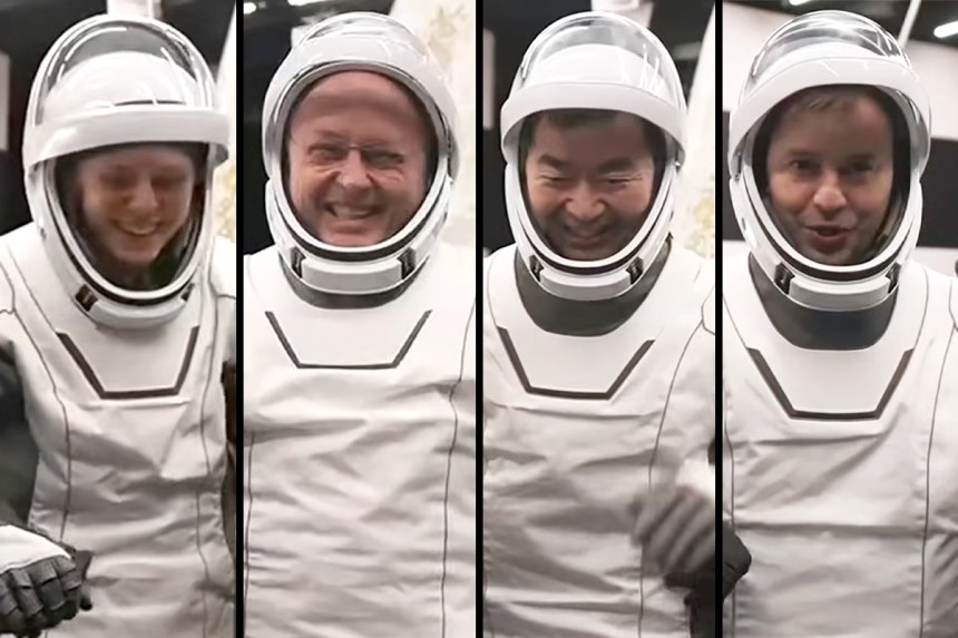 Khoảnh khắc lịch sử: 4 phi hành gia vừa trở về Trái đất sau 1 sự kiện chưa từng có tiền lệ! - Ảnh 4