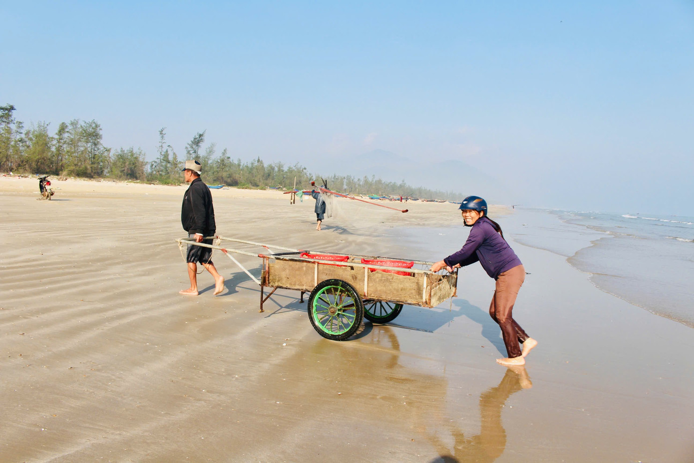 Ngư dân Hà Tĩnh trúng đậm ‘lộc biển’, thu tiền triệu mỗi ngày - Ảnh 3