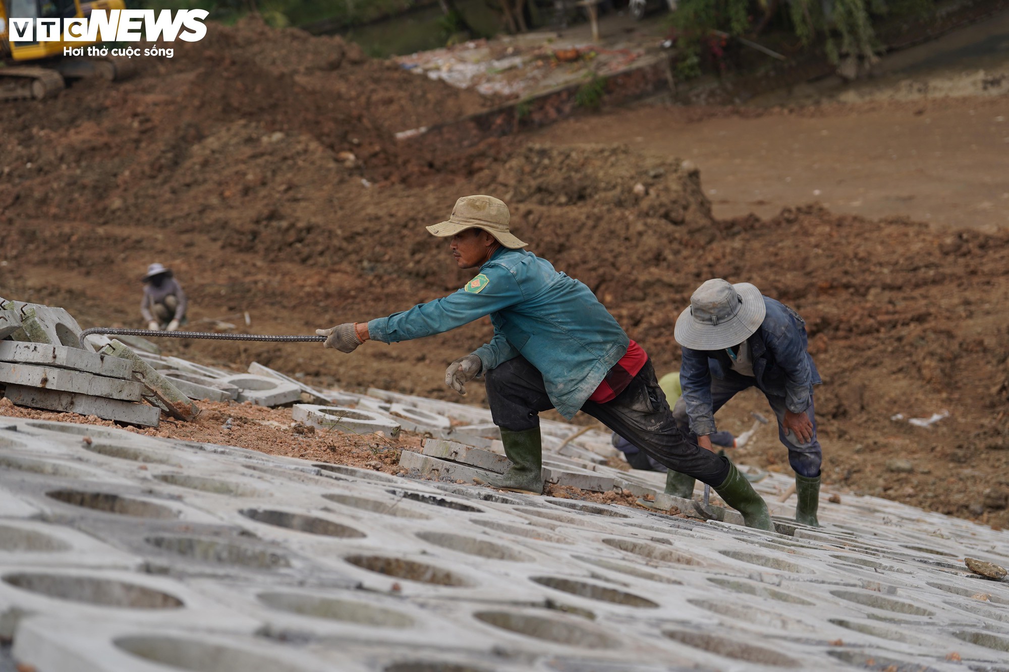 Toàn cảnh 38 km cao tốc Biên Hòa - Vũng Tàu trước ngày thông xe - Ảnh 9