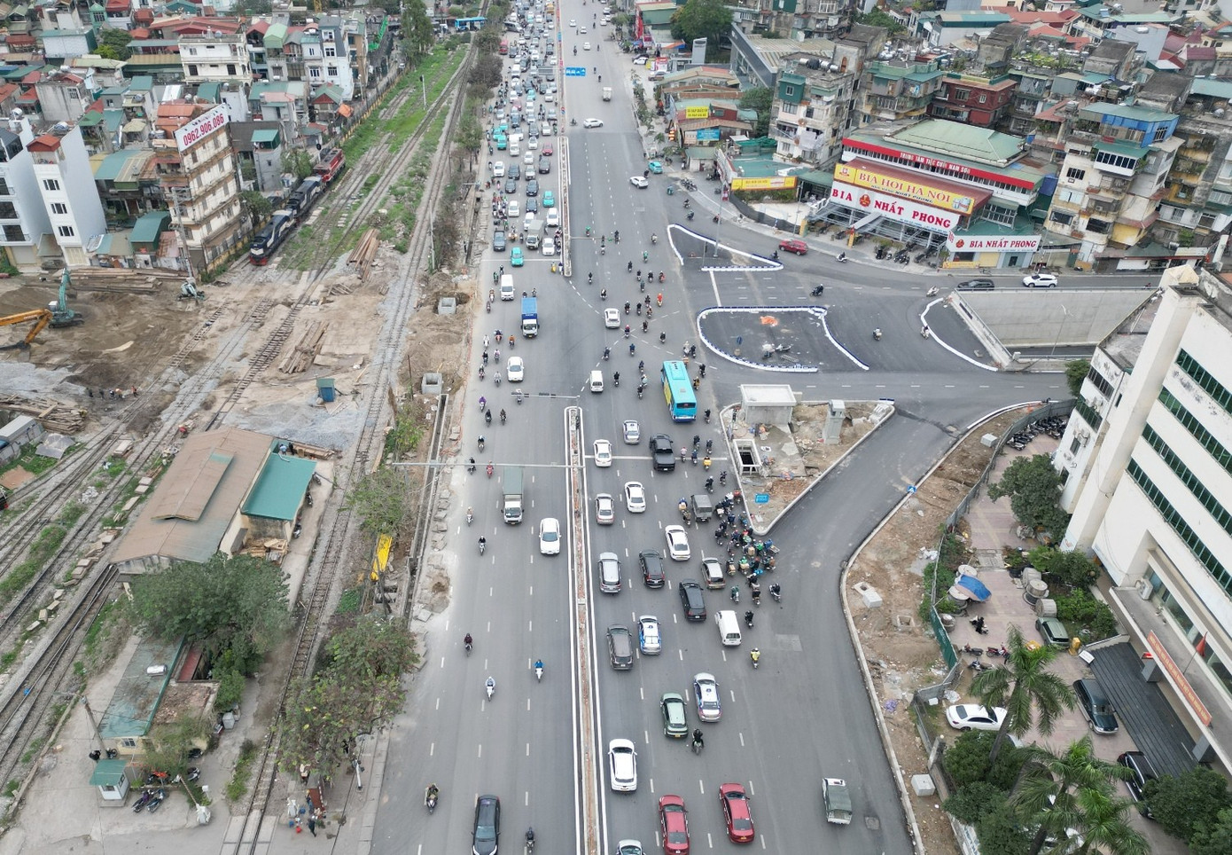 Hà Nội: Cận cảnh 4 siêu dự án góp phần giảm ùn tắc sẽ hoàn thành trước Tết - Ảnh 6
