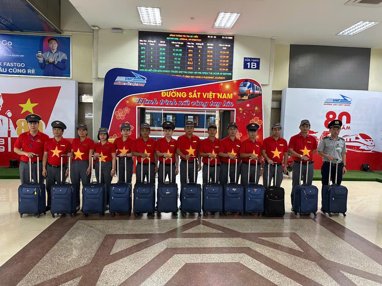 2 ngày đầu năm 2026, Đường sắt Việt Nam ghi nhận trường hợp đặc biệt - Ảnh 4