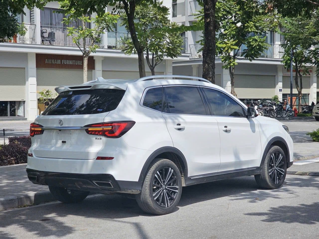 MG RX5 ‘xả kho’ giảm sốc 244 triệu đồng trước Tết: Giá ngang xe cỡ B, gây sức ép cực lớn lên Mitsubishi Xforce và Kia Seltos - Ảnh 2