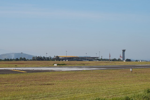 Lý do gì khiến sân bay quốc tế đầu tiên của Tây Nguyên sau hơn 1 tháng nữa phải đóng cửa? - Ảnh 2