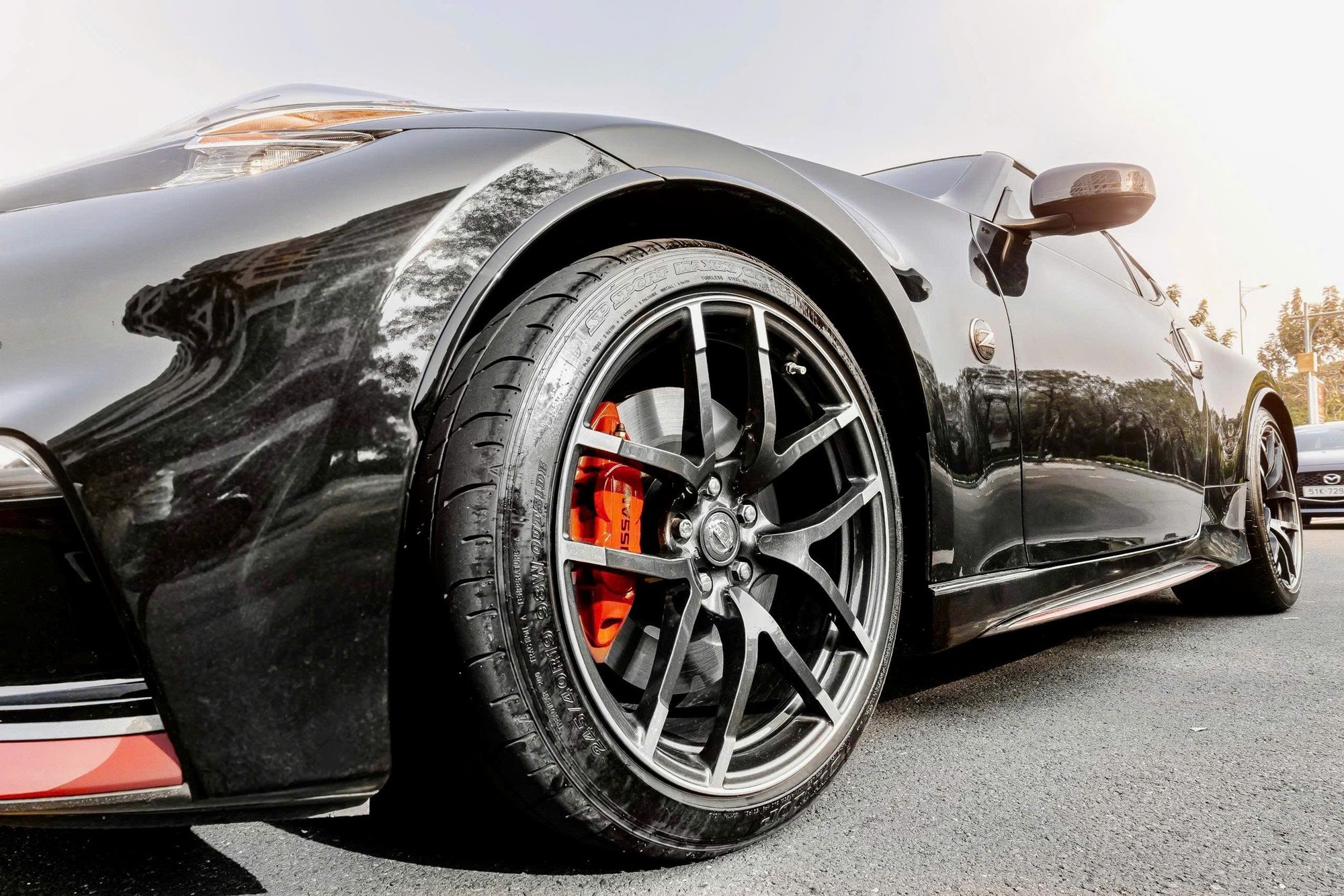 Nissan 370Z Nismo số sàn duy nhất Việt Nam rao 3,7 tỷ đồng: Đắt hơn RX 350 bản 'base' mua mới, bù lại 'xe gần như mới' cho người thích sưu tầm - Ảnh 7