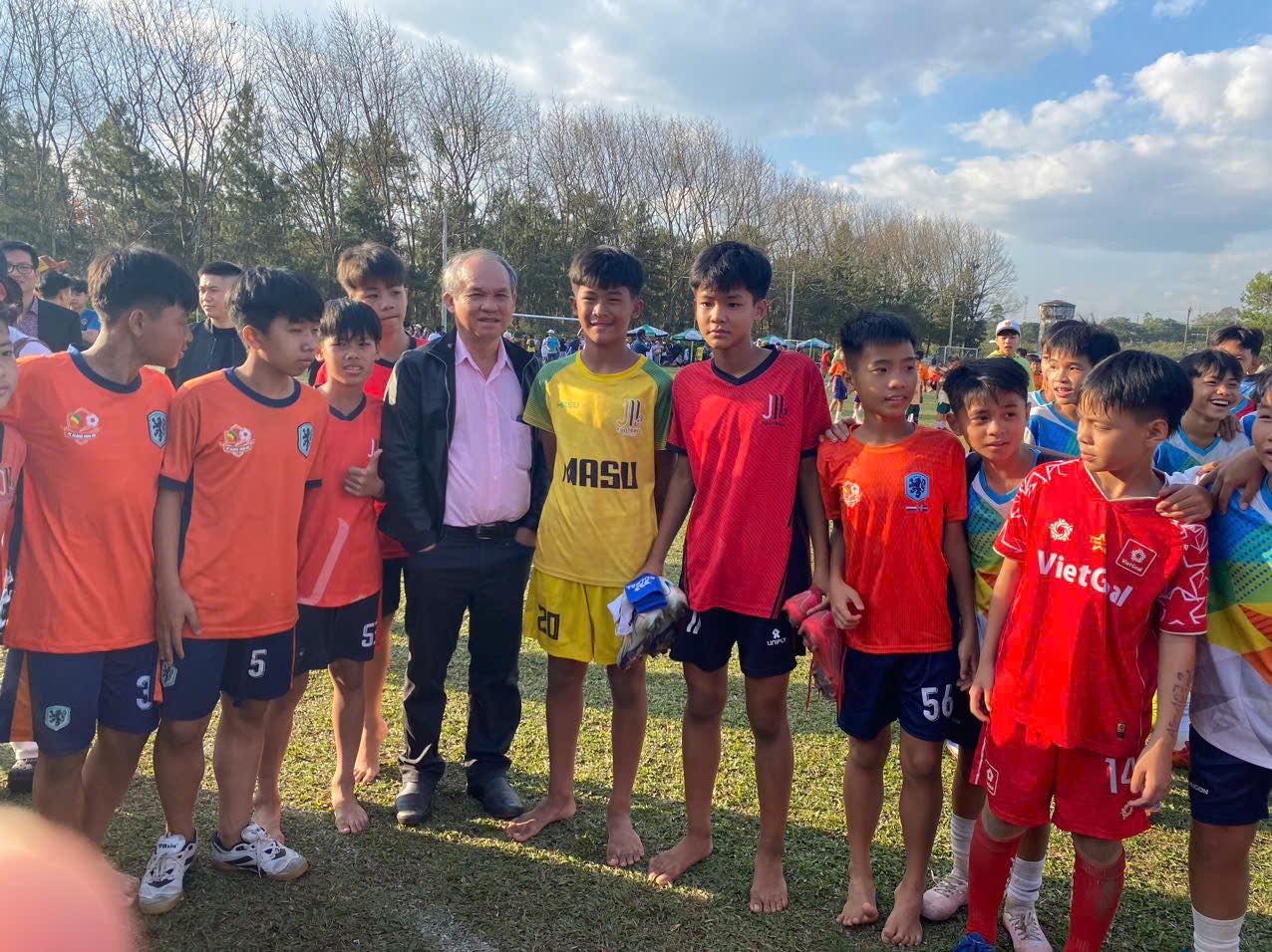 Dàn "chiến binh phố Núi" lập công, bầu Đức thưởng ngay tiền tỷ cho U23 Việt Nam - Ảnh 1