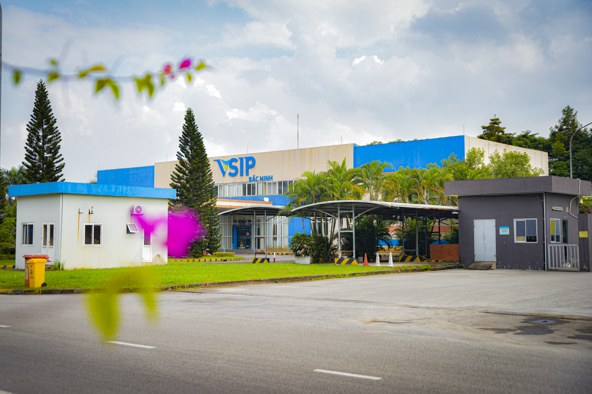 Người dân thành phố Huế đón tin vui: Sắp có thêm khu công nghiệp rộng hơn 450 ha, tổng vốn đầu tư trên 3.000 tỷ đồng - Ảnh 1