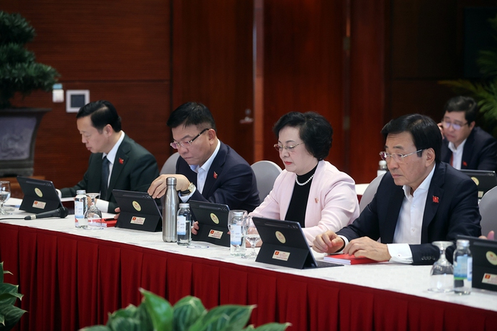 Thảo luận tại Đại hội XIV, Thủ tướng Phạm Minh Chính nhấn mạnh quyết tâm tăng trưởng hai con số - Ảnh 4