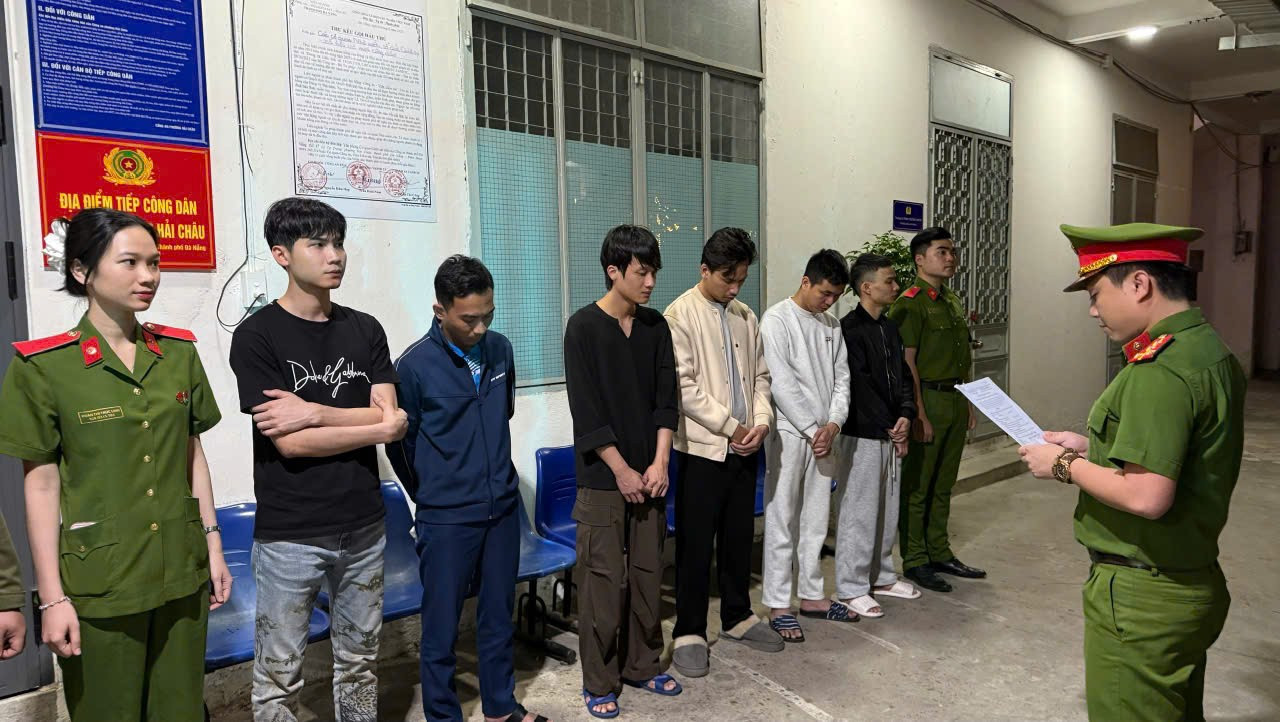 Triệt phá đường dây lừa đảo đầu tư tiền ảo hàng chục tỷ đồng - Ảnh 1