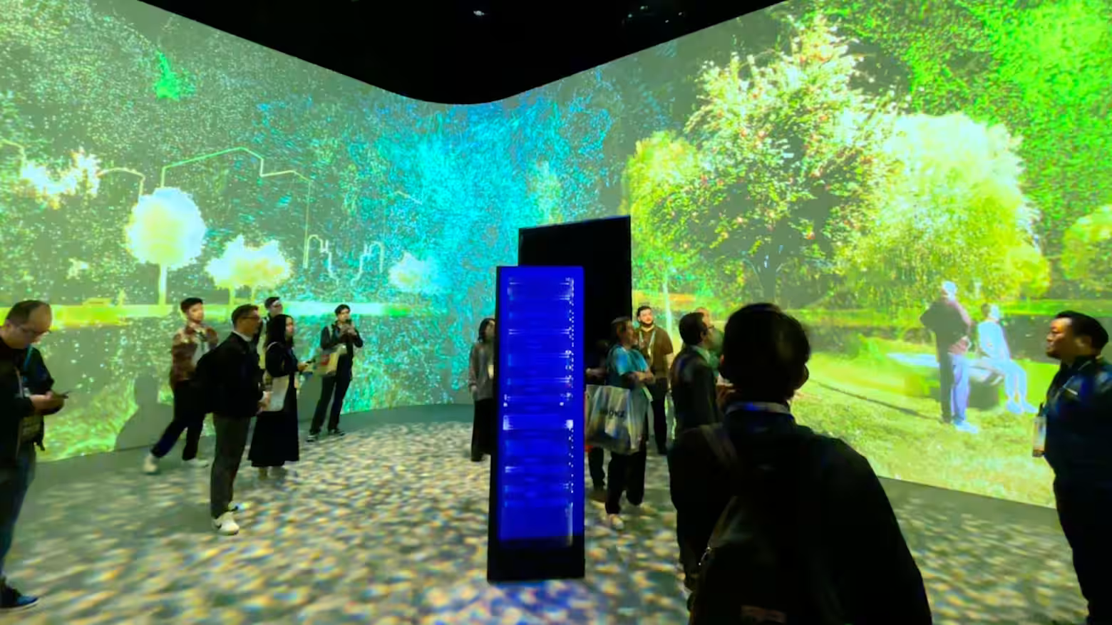 Panasonic rời bỏ hào quang xe điện, tìm đường sống với AI, cổ phiếu lập đỉnh 18 năm nhờ cú quay xe chấn động ngành công nghệ - Ảnh 2